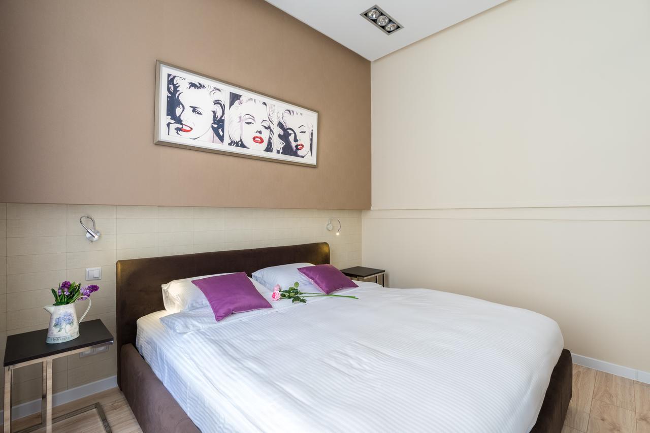 18 Sofievskaya Apartments Київ Екстер'єр фото